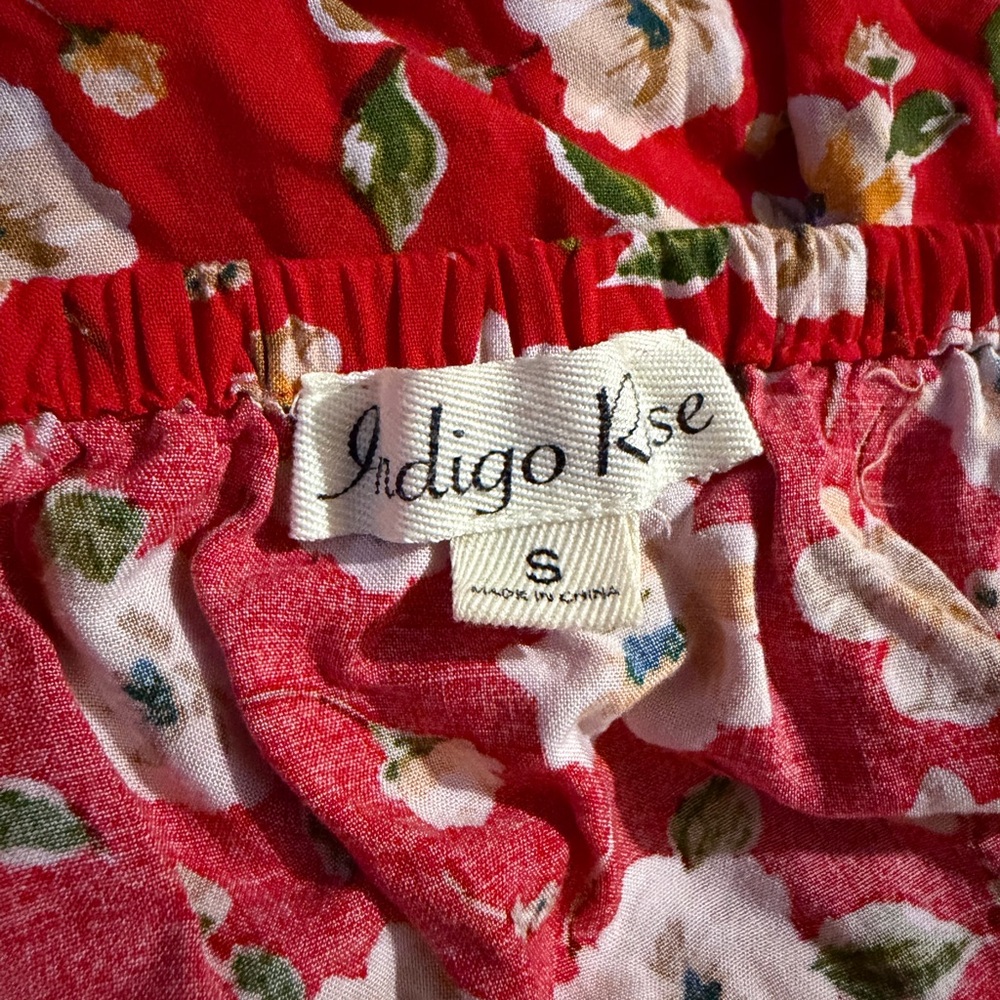 Red Floral Midi Dress with Tie-Waist - Picture 4 of 5